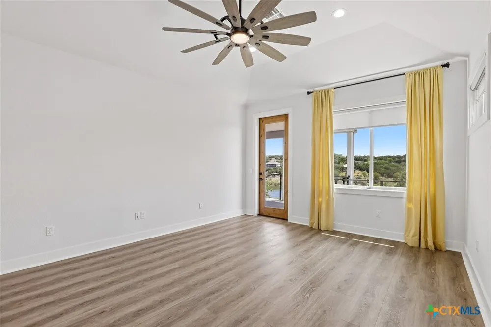 2042 Colleen Drive Canyon Lake, TX 78133