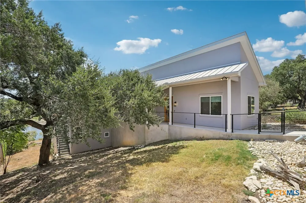 2042 Colleen Drive Canyon Lake, TX 78133