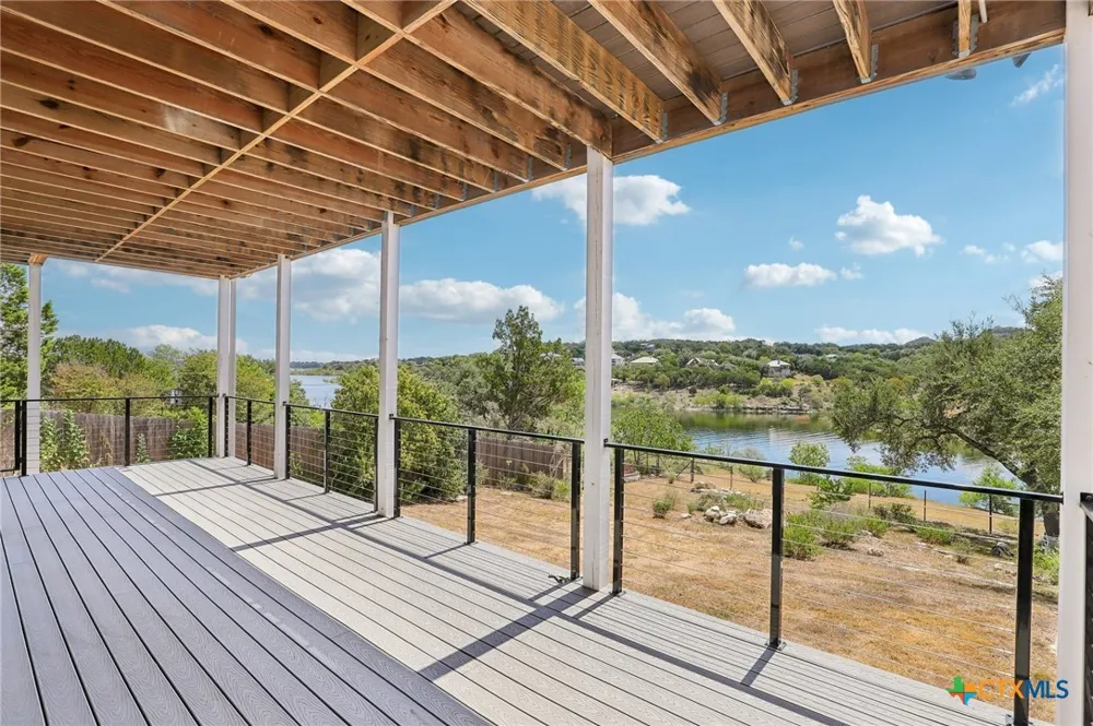 2042 Colleen Drive Canyon Lake, TX 78133