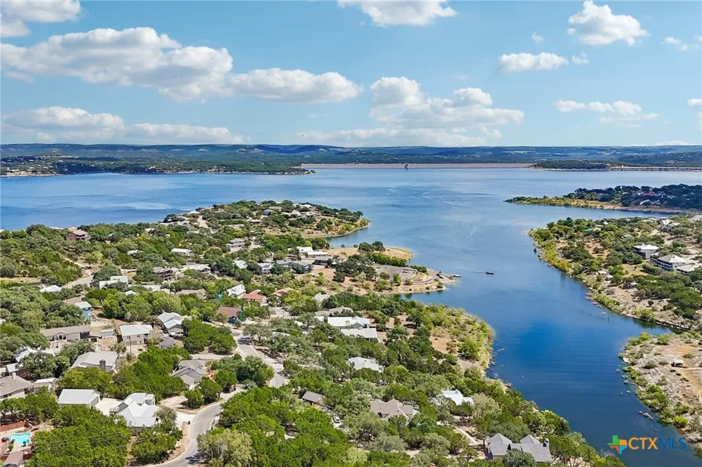 2042 Colleen Drive Canyon Lake, TX 78133