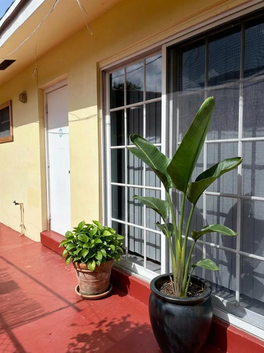 720 SE 15th Street #2 Fort Lauderdale, FL 33316