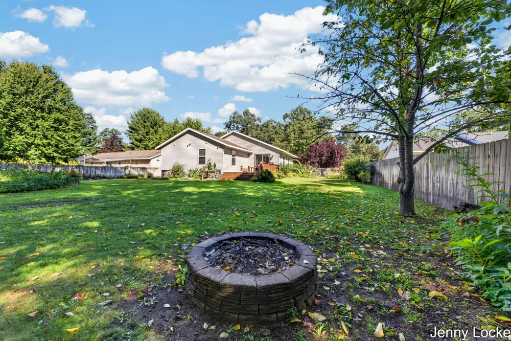 1081 Becker Road Muskegon, MI 49445