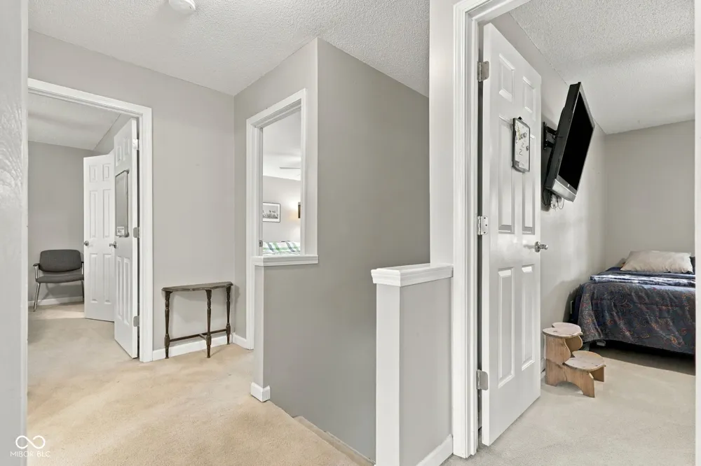 8330 Dove Court Indianapolis, IN 46256