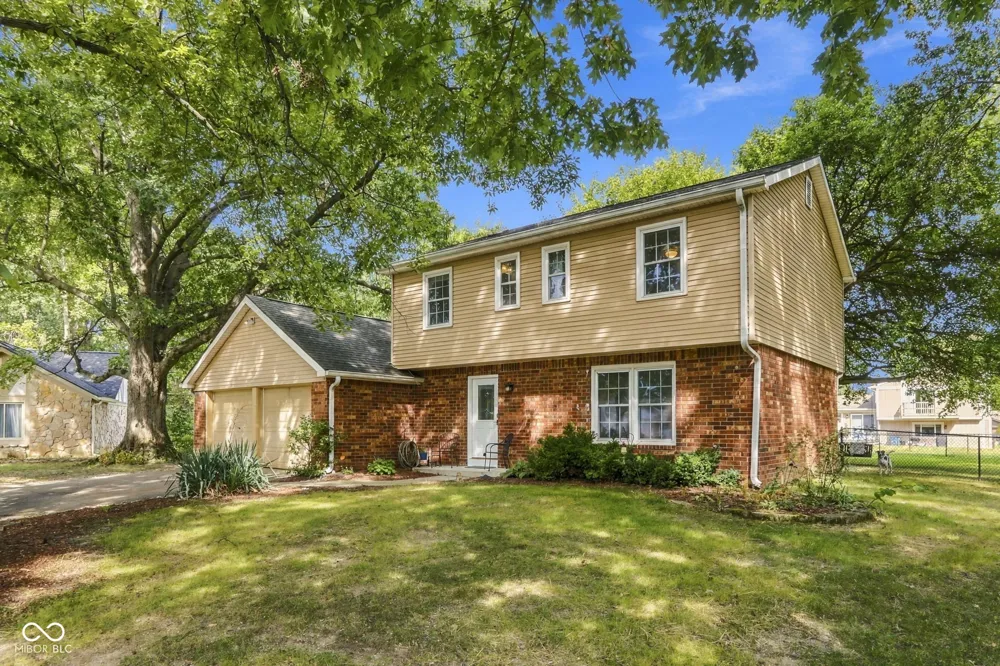 8330 Dove Court Indianapolis, IN 46256