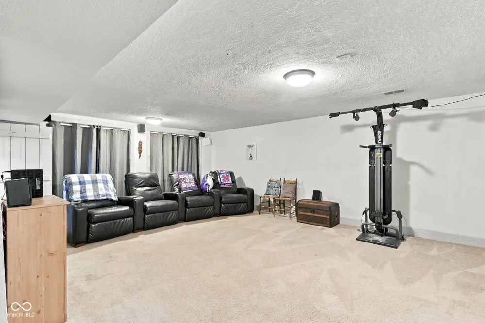 8330 Dove Court Indianapolis, IN 46256