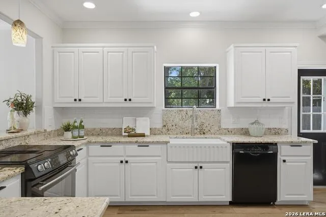404 OGRADY ST Boerne, TX 78006