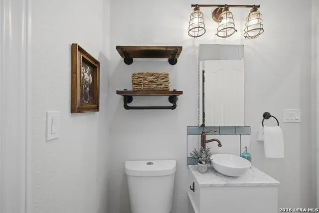 404 OGRADY ST Boerne, TX 78006