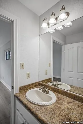404 OGRADY ST Boerne, TX 78006