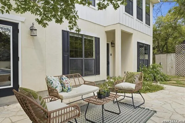 404 OGRADY ST Boerne, TX 78006