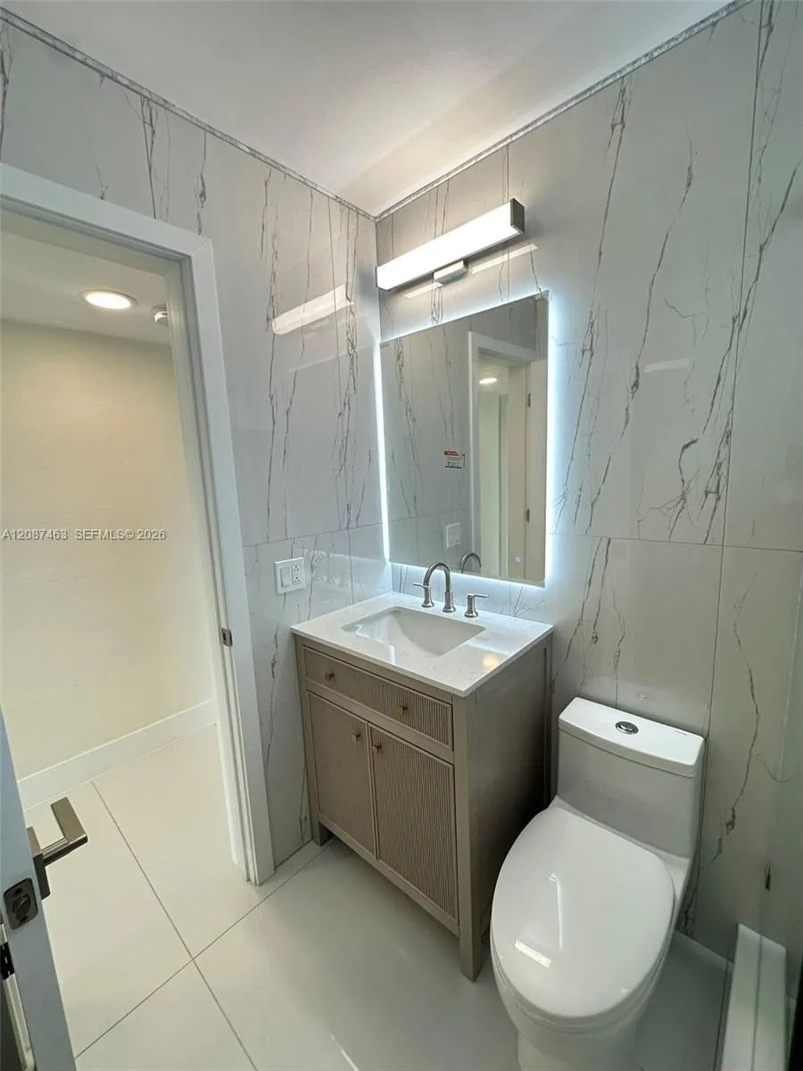 921 Jefferson Ave #4E Miami Beach, FL 33139
