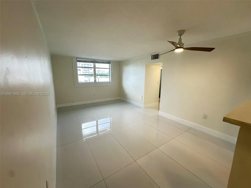 921 Jefferson Ave #4E Miami Beach, FL 33139