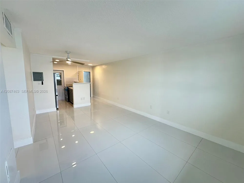 921 Jefferson Ave #4E Miami Beach, FL 33139
