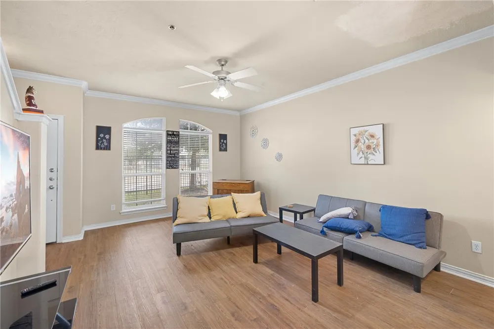 1198 Jones Butler Road #1601 College Station, TX 77840