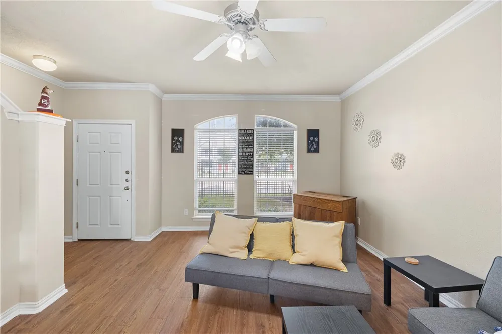 1198 Jones Butler Road #1601 College Station, TX 77840
