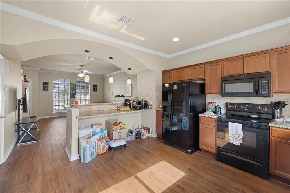 1198 Jones Butler Road #1601 College Station, TX 77840