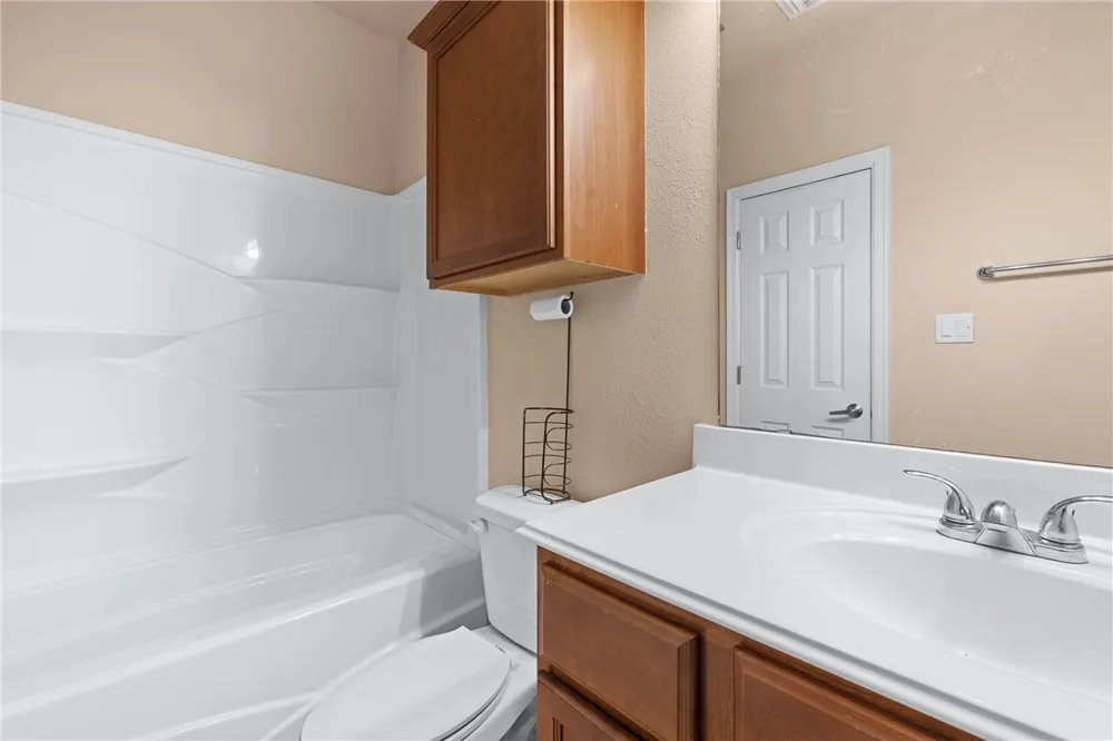 1198 Jones Butler Road #1601 College Station, TX 77840