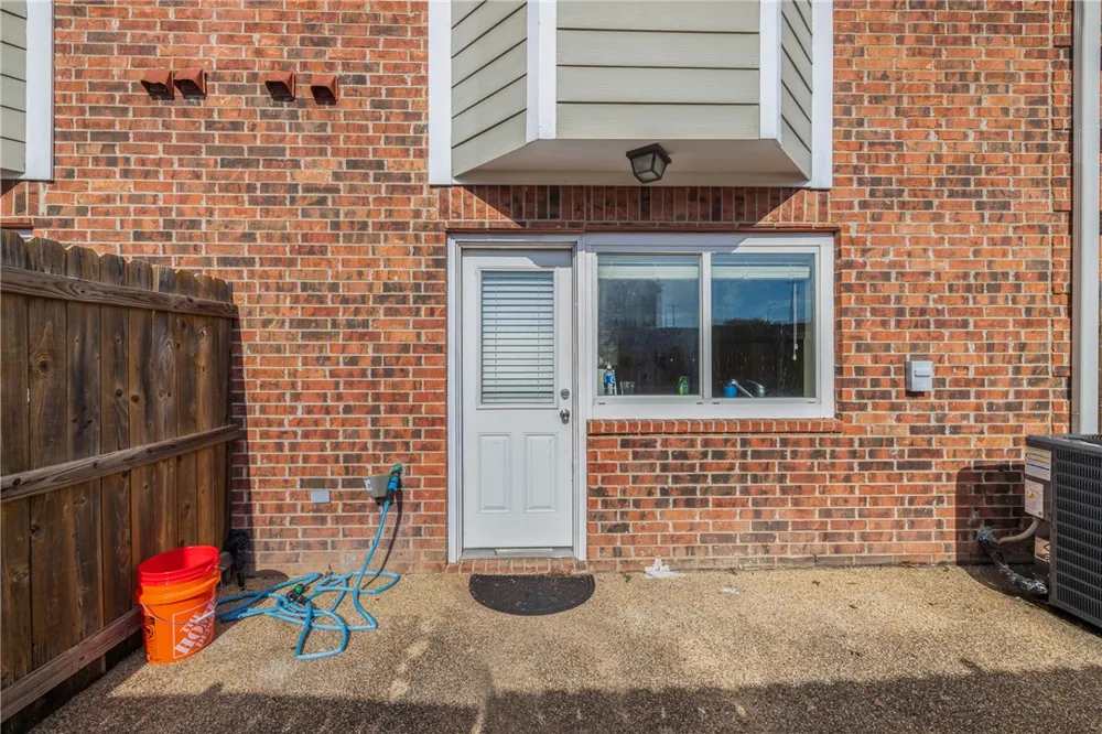 1198 Jones Butler Road #1601 College Station, TX 77840