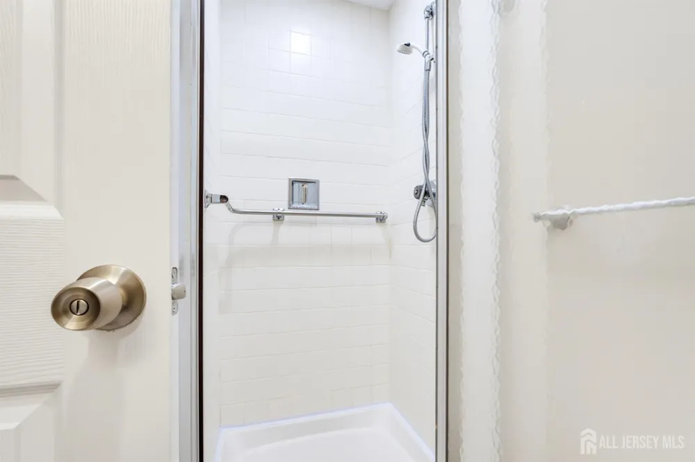 526-N Terry Lane Monroe, NJ 08831