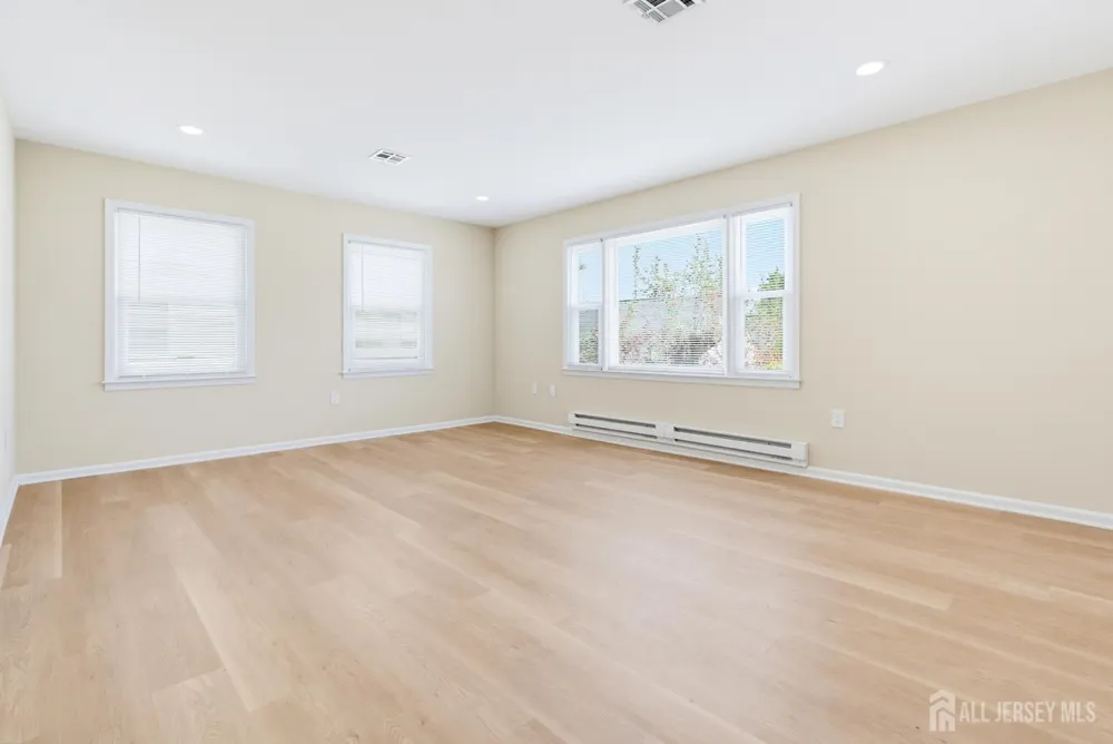 526-N Terry Lane Monroe, NJ 08831