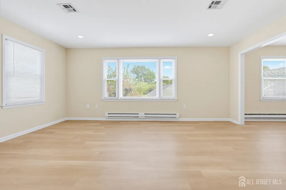 526-N Terry Lane Monroe, NJ 08831