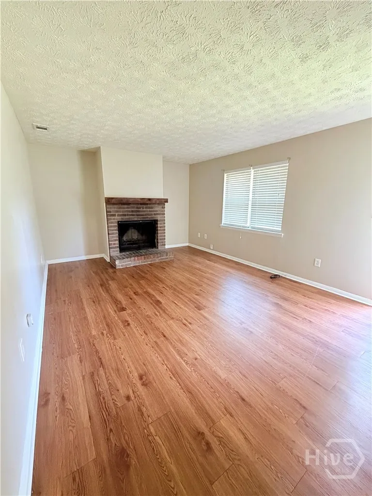1063 Kings Mill Run Athens, GA 30606