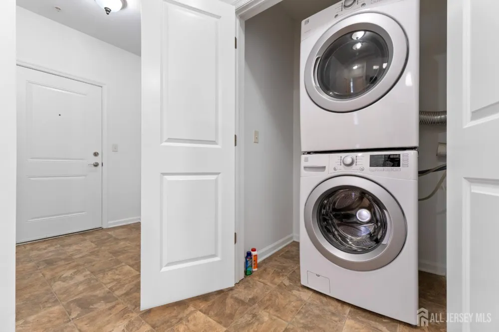427 Micali Way South Plainfield, NJ 07080