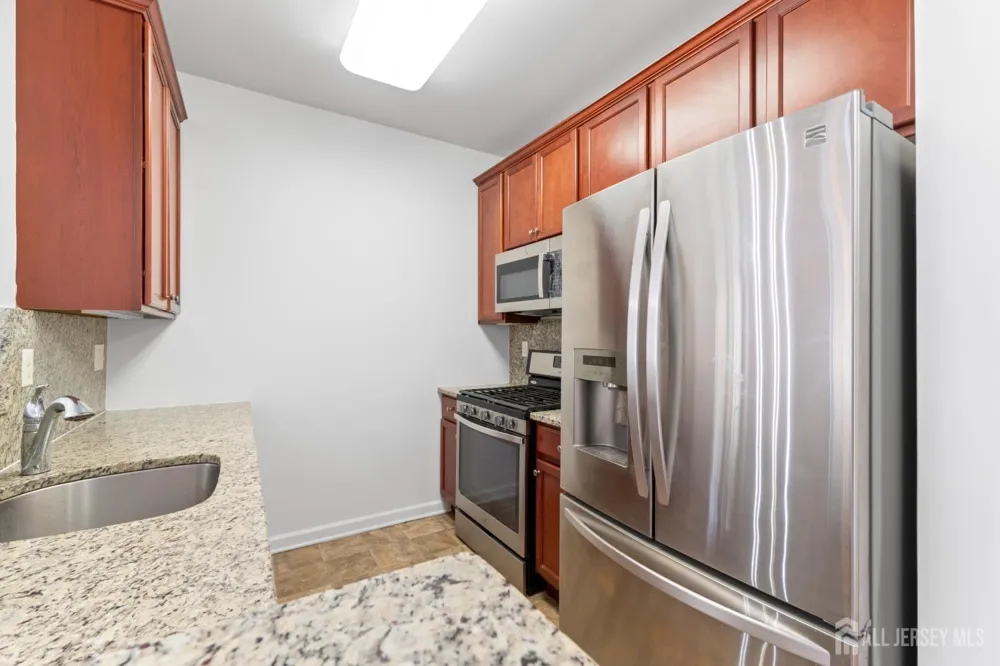 427 Micali Way South Plainfield, NJ 07080
