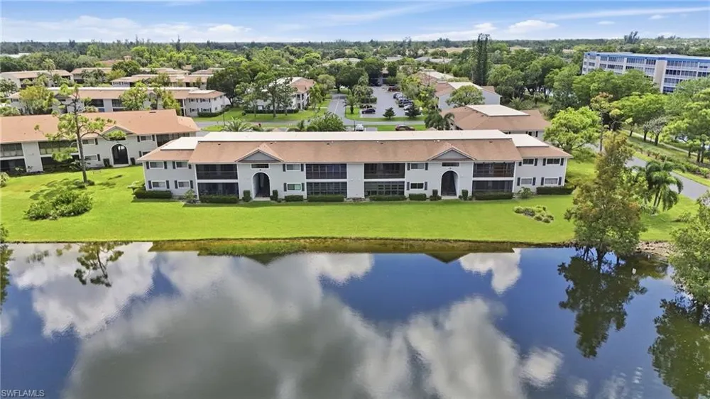 14900 Summerlin Woods Drive #6 Fort Myers, FL 33919
