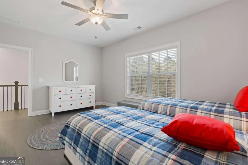 6480 Halcyon Garden DR Alpharetta, GA 30005