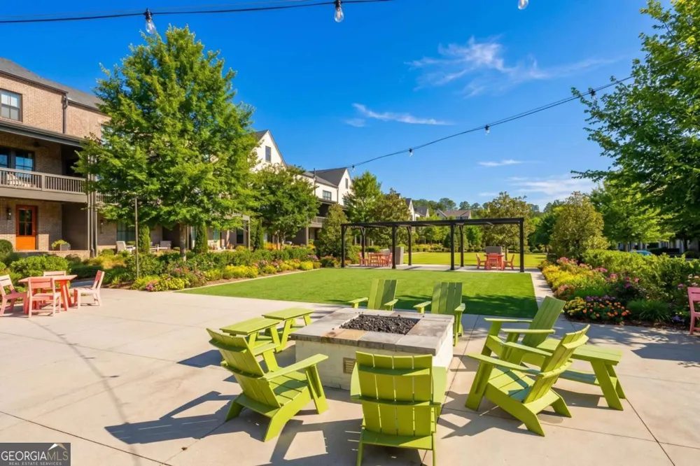 6480 Halcyon Garden DR Alpharetta, GA 30005