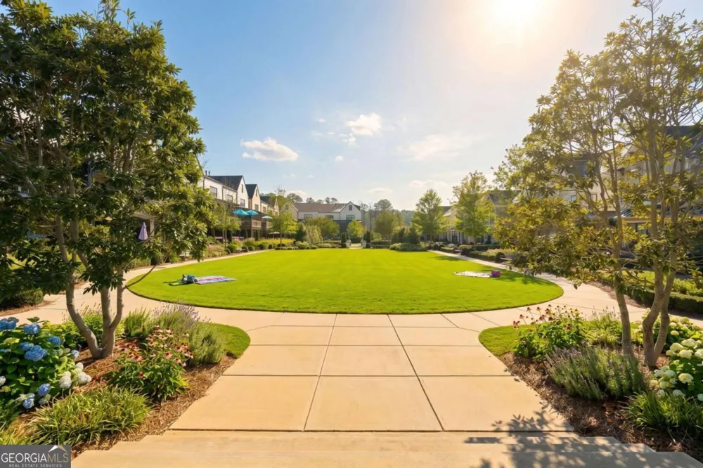 6480 Halcyon Garden DR Alpharetta, GA 30005