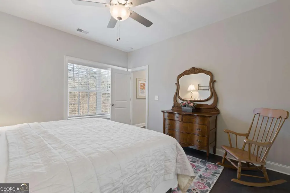 6480 Halcyon Garden DR Alpharetta, GA 30005
