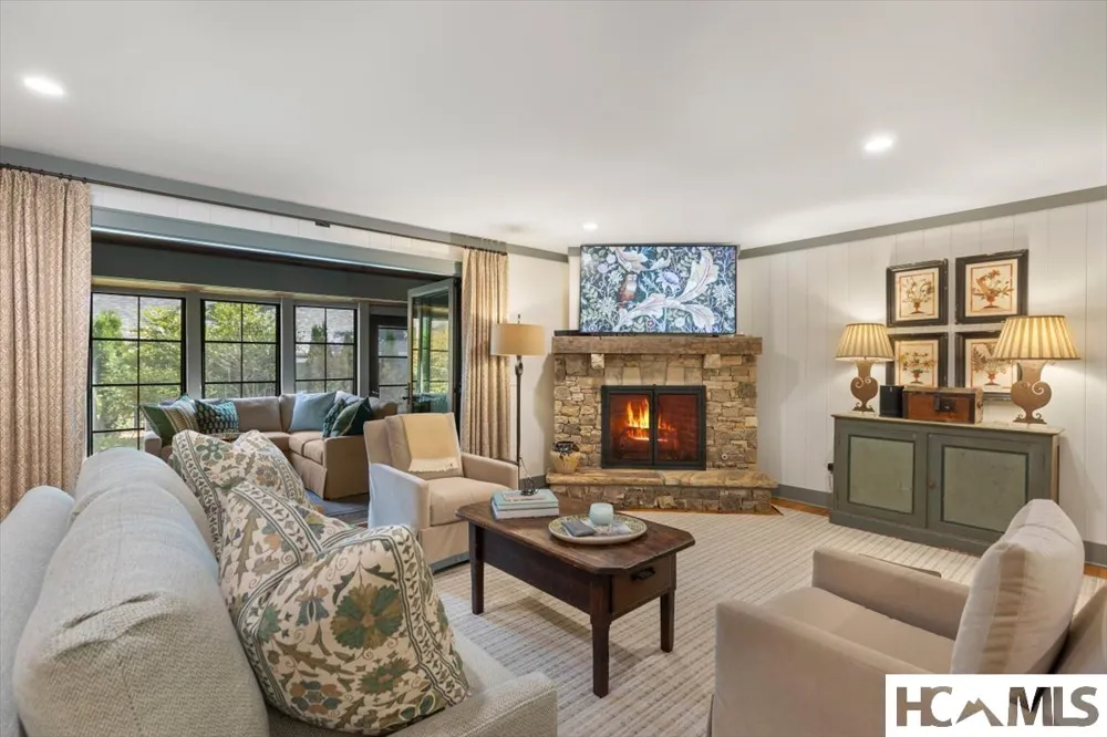 1341 Leonard Rd Drive #1 Highlands, NC 28741