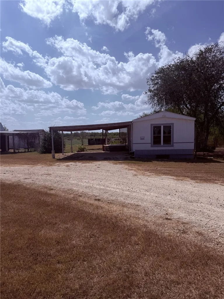239 County Road 1026 Kingsville, TX 78363