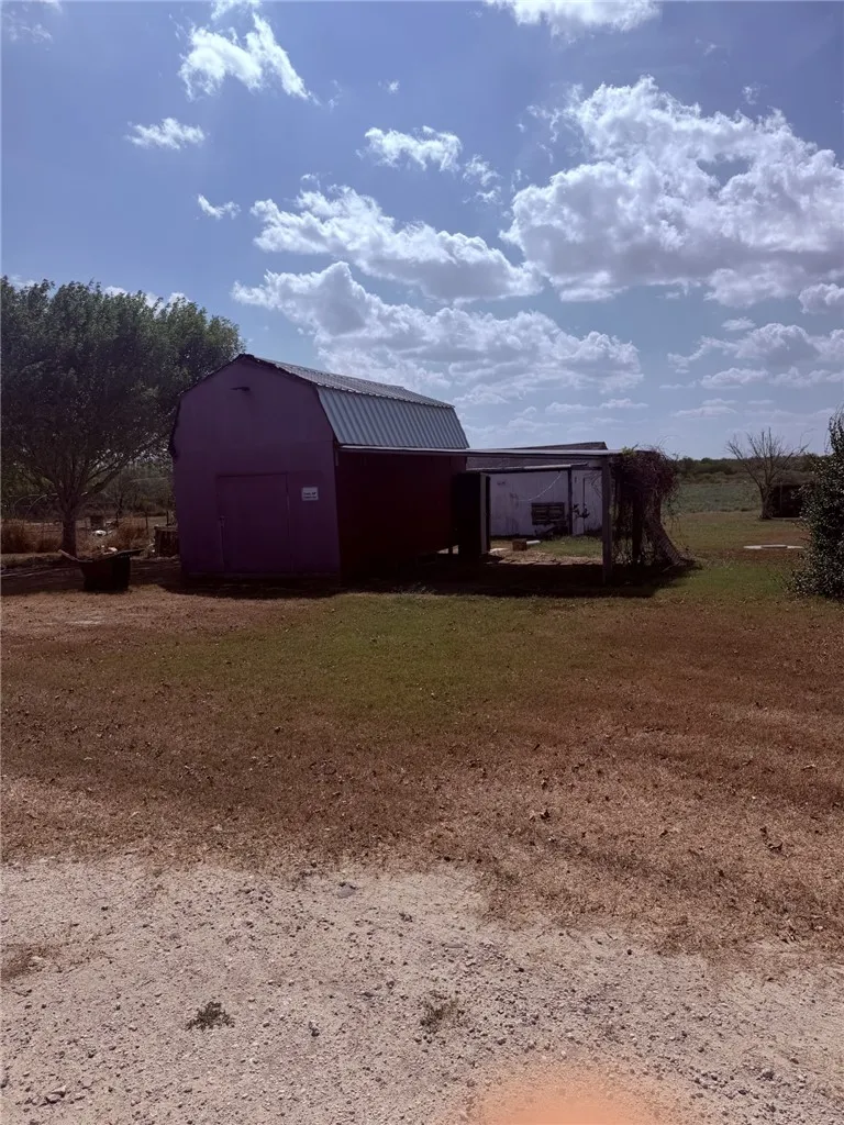 239 County Road 1026 Kingsville, TX 78363