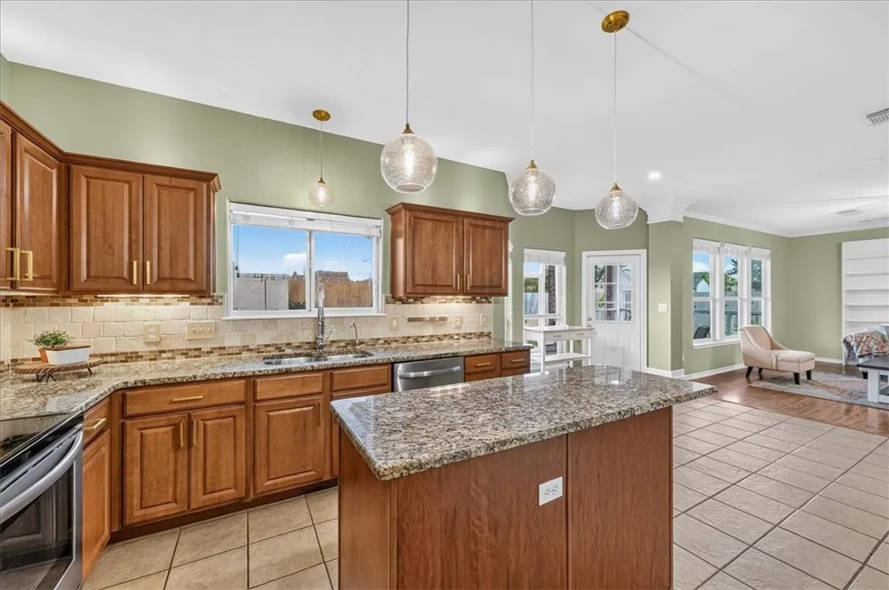 7533 Freds Folly Drive Corpus Christi, TX 78414