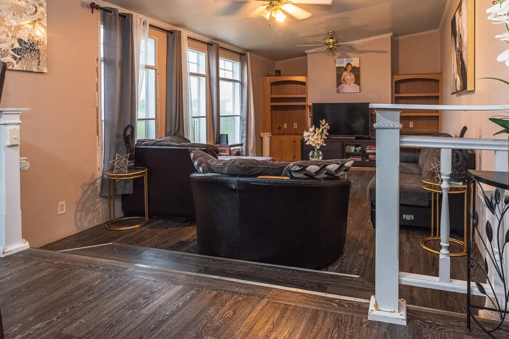 1185 Fm 812 Cedar Creek, TX 78612