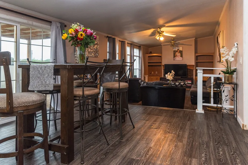 1185 Fm 812 Cedar Creek, TX 78612