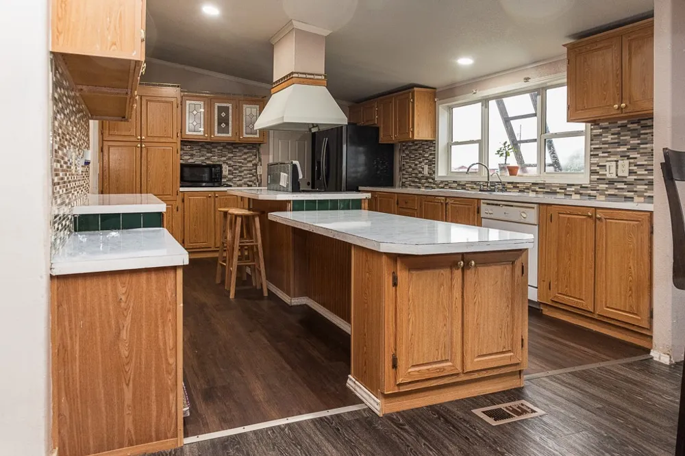 1185 Fm 812 Cedar Creek, TX 78612