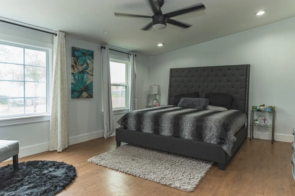 1185 Fm 812 Cedar Creek, TX 78612