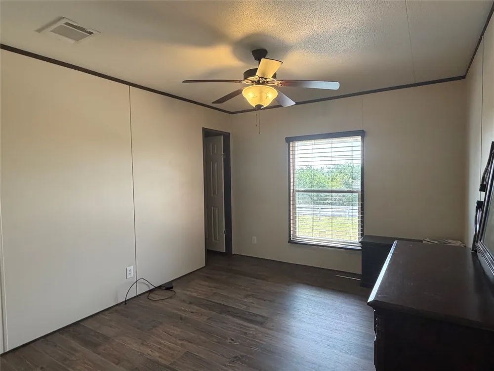 873 Lonesome Trail Driftwood, TX 78619