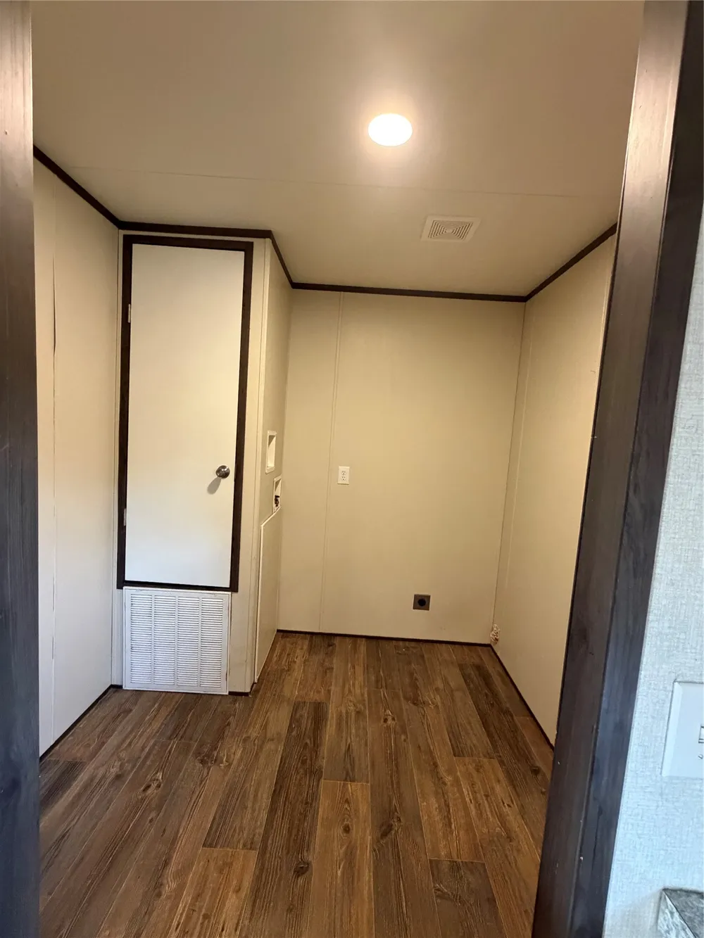 873 Lonesome Trail Driftwood, TX 78619