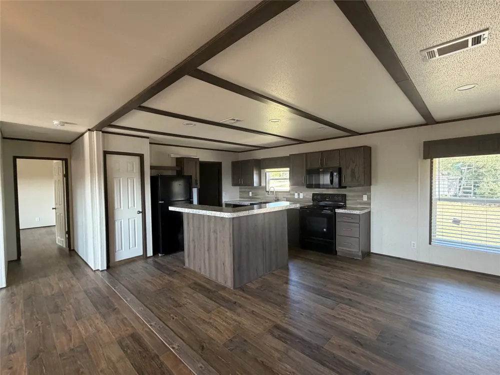 873 Lonesome Trail Driftwood, TX 78619