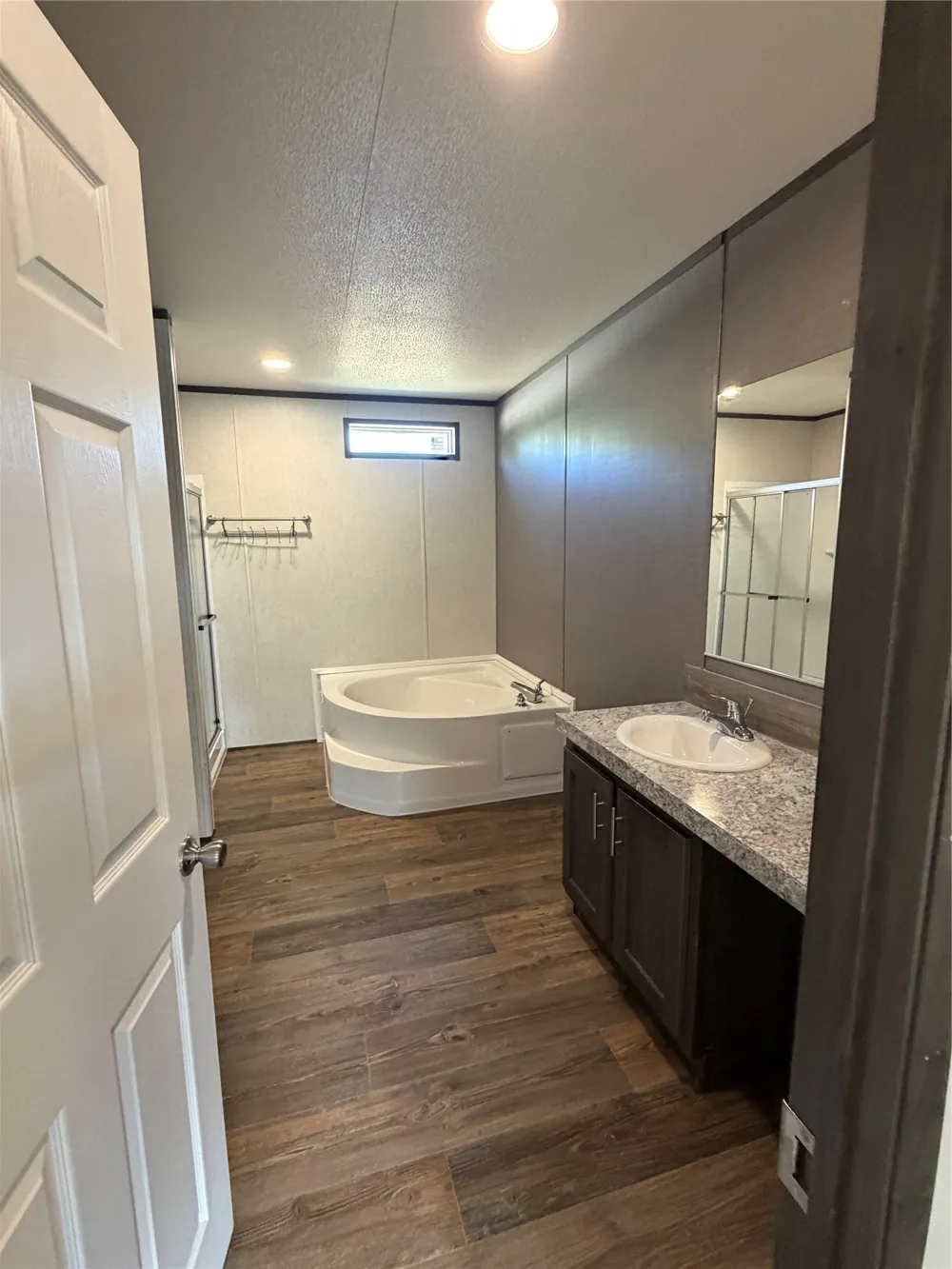 873 Lonesome Trail Driftwood, TX 78619