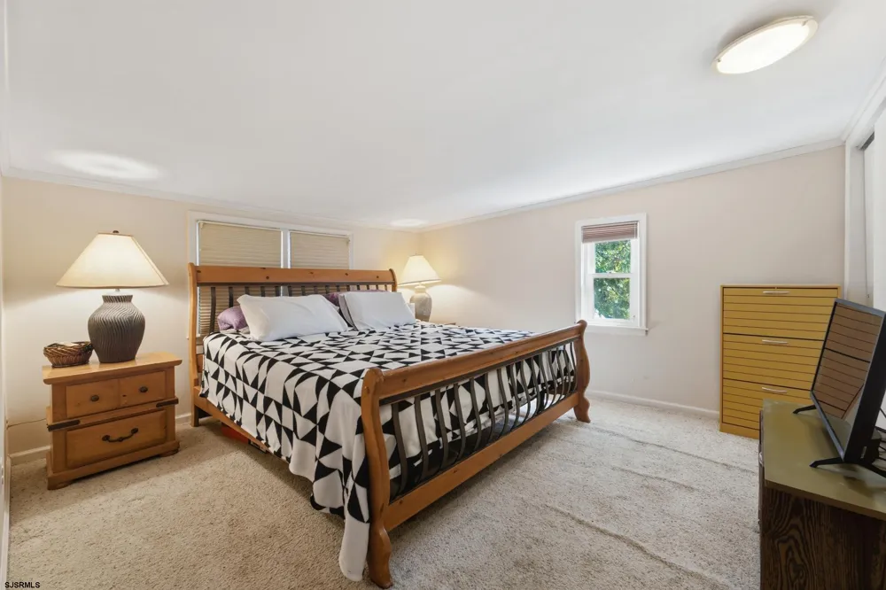 212 Davis Ave Linwood, NJ 08221