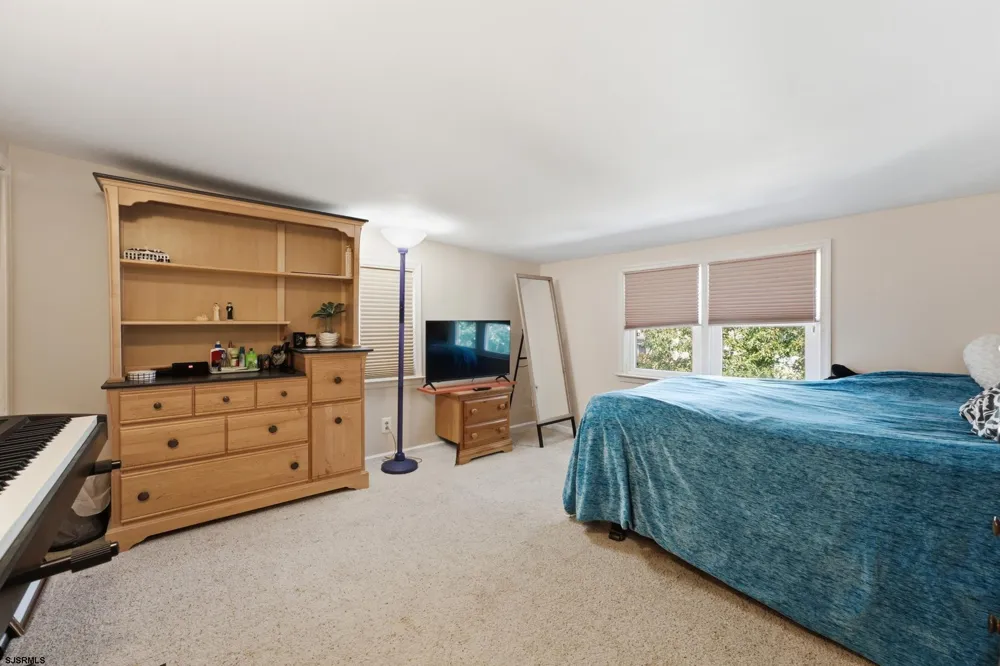 212 Davis Ave Linwood, NJ 08221