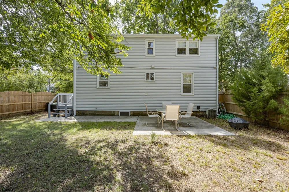 212 Davis Ave Linwood, NJ 08221