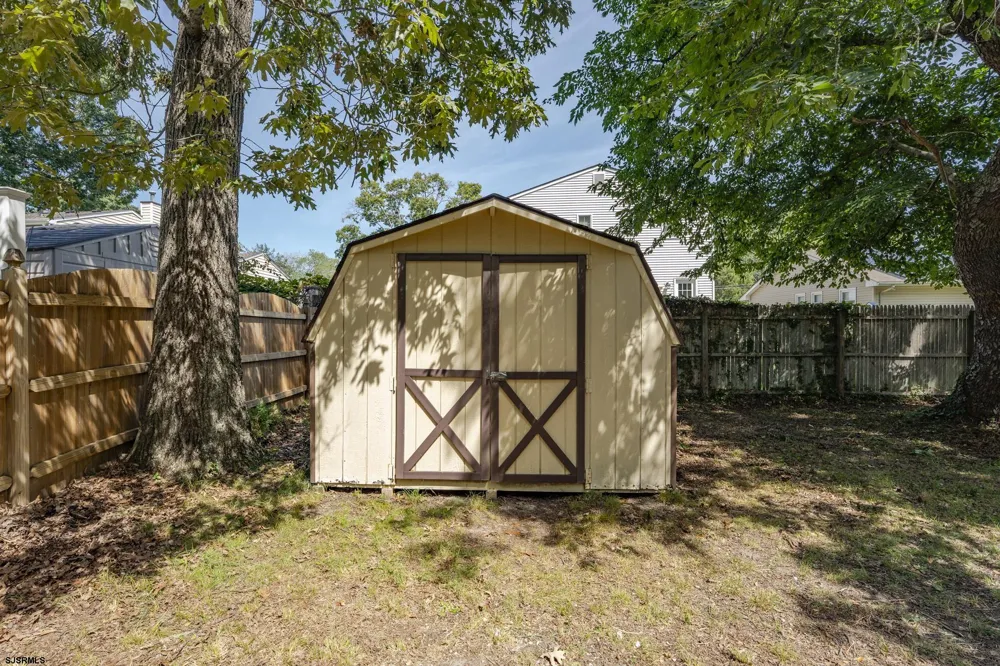 212 Davis Ave Linwood, NJ 08221