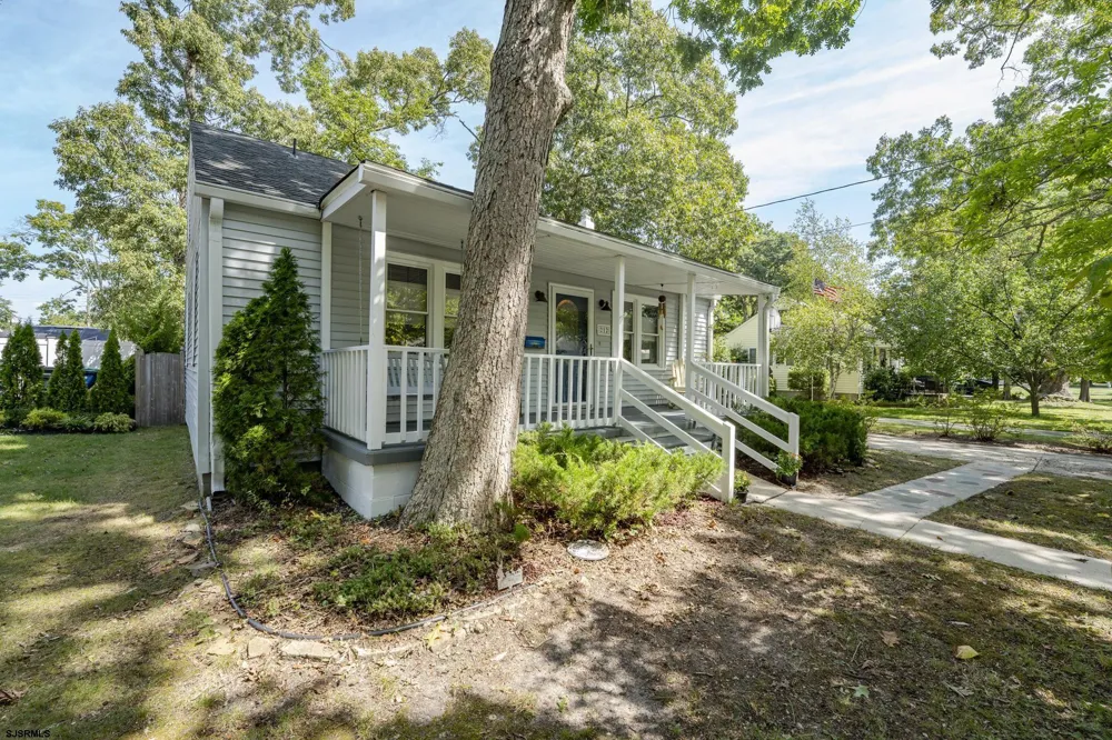 212 Davis Ave Linwood, NJ 08221
