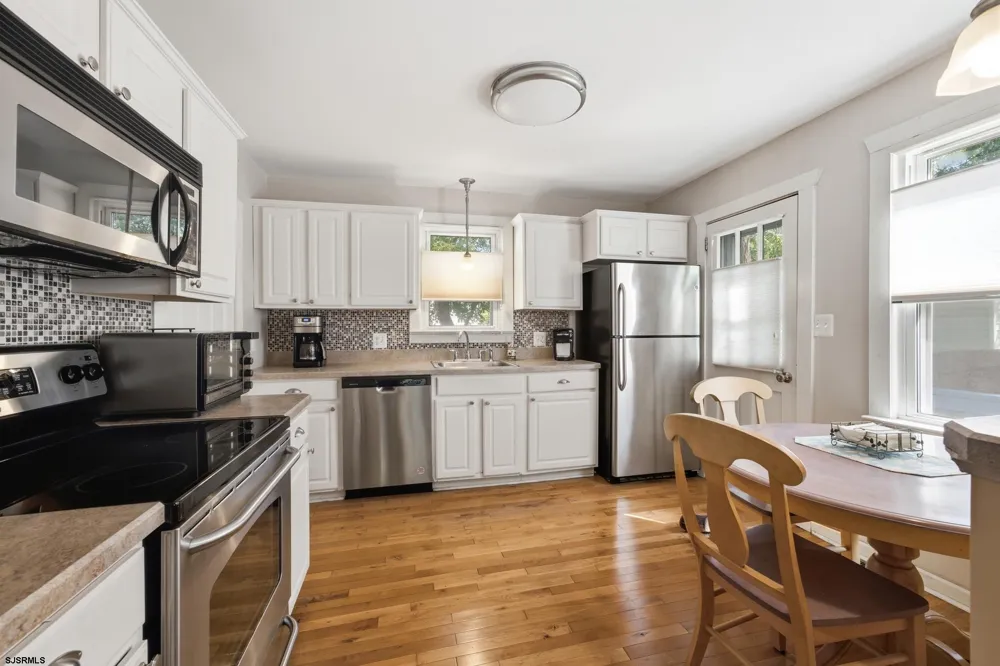 212 Davis Ave Linwood, NJ 08221